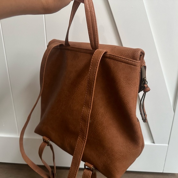 Purse/ backpack - Picture 3 of 3